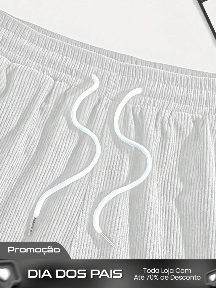 Shorts Masculino Em Veludo Cotelê Com Detalhes Contrastantes Shorts Masculino Em Veludo Cotelê Com Detalhes